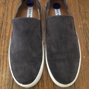 Steve Madden slip on sneaker